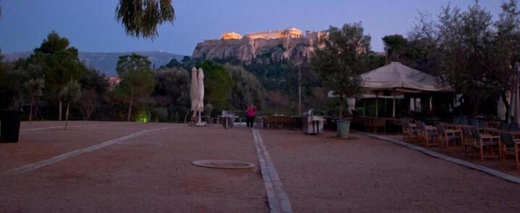 Acropolis Luxury Apartment With Balcony Aten Exteriör bild